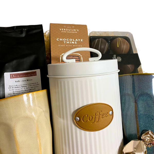 Gavekurv - En lille kurv med kaffe & trøffelkugler