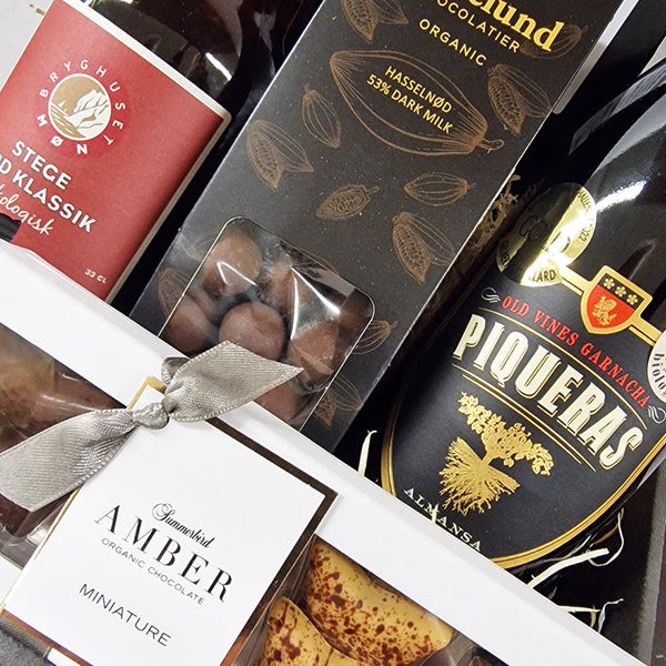 Økologisk gavekurv - med spansk rødvin, øl, kaffe og chokolade