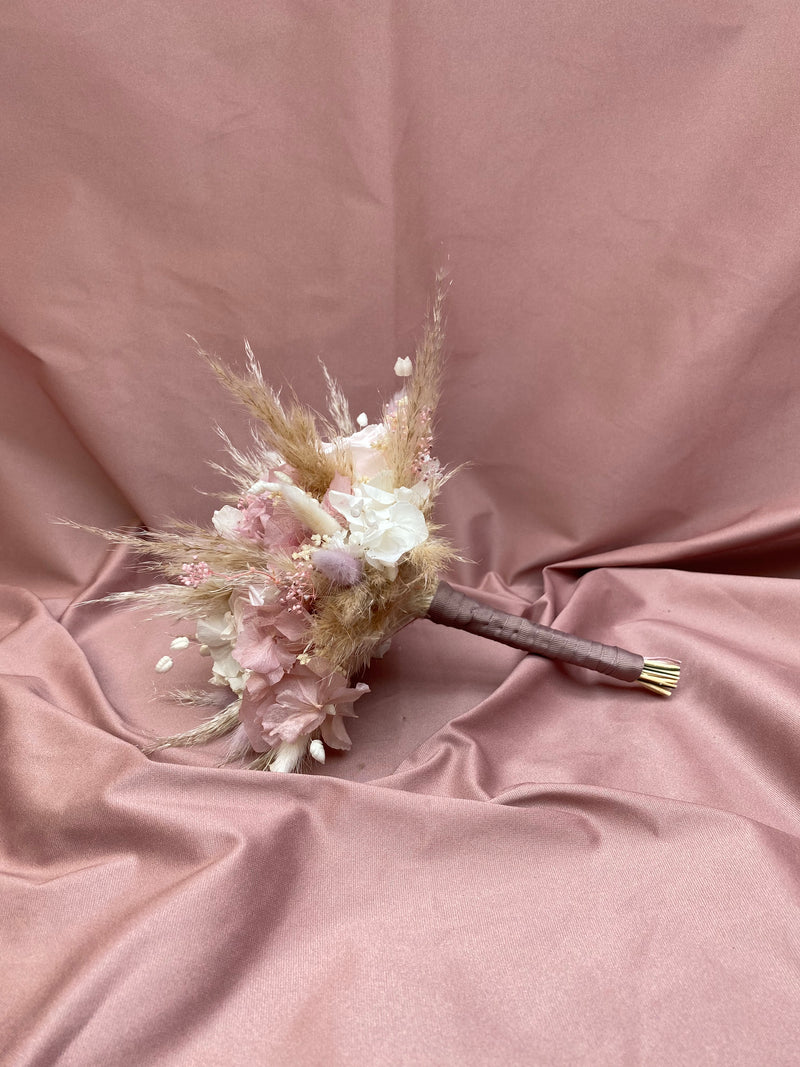 Brudebuket rosa m. evighedsroser
