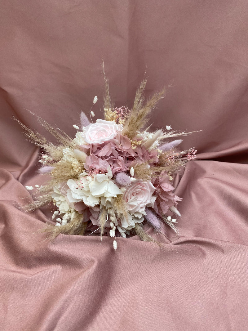 Brudebuket rosa m. evighedsroser